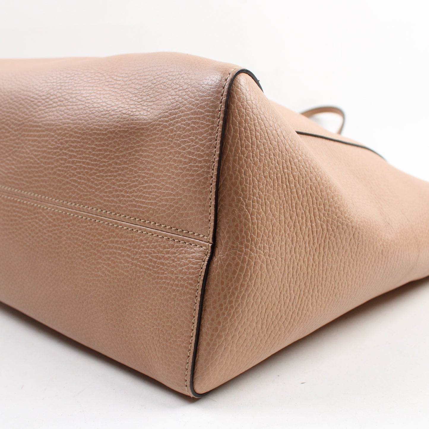 Gucci Swing Shopper