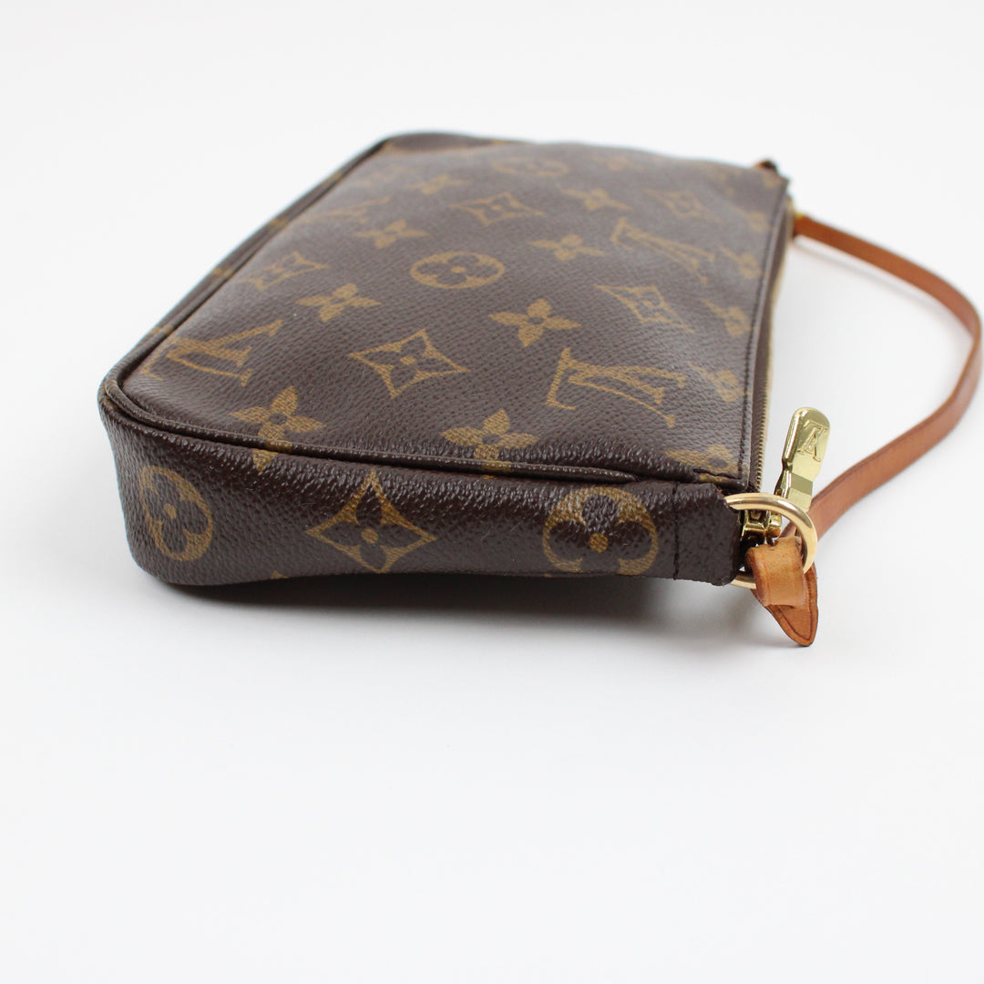 Louis Vuitton Pochette Accessories