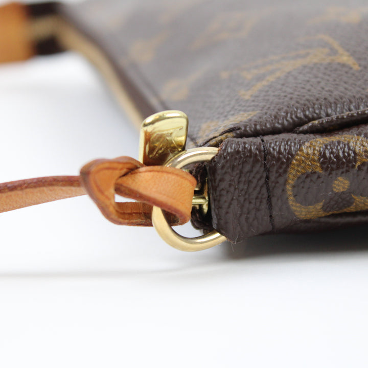 Louis Vuitton Pochette Accessories