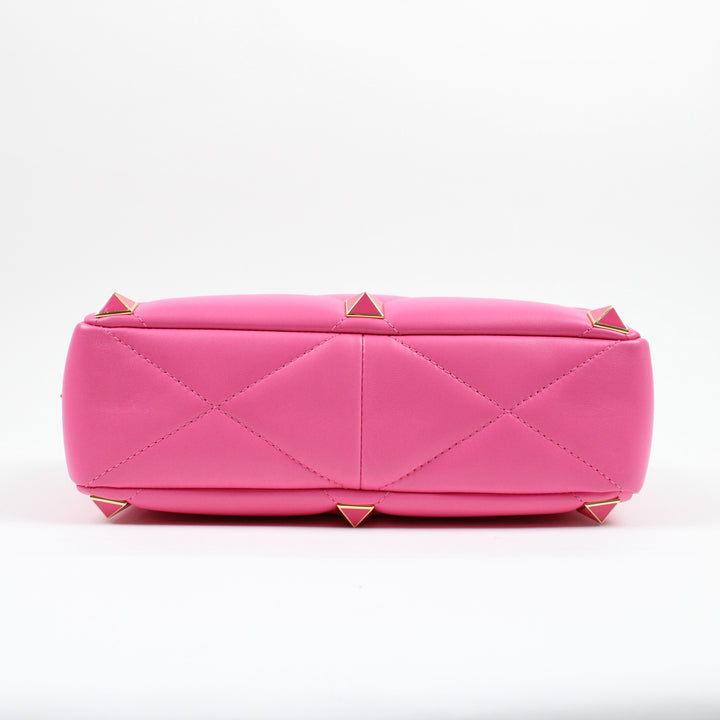 Valentino Garavani Roman Stud Media