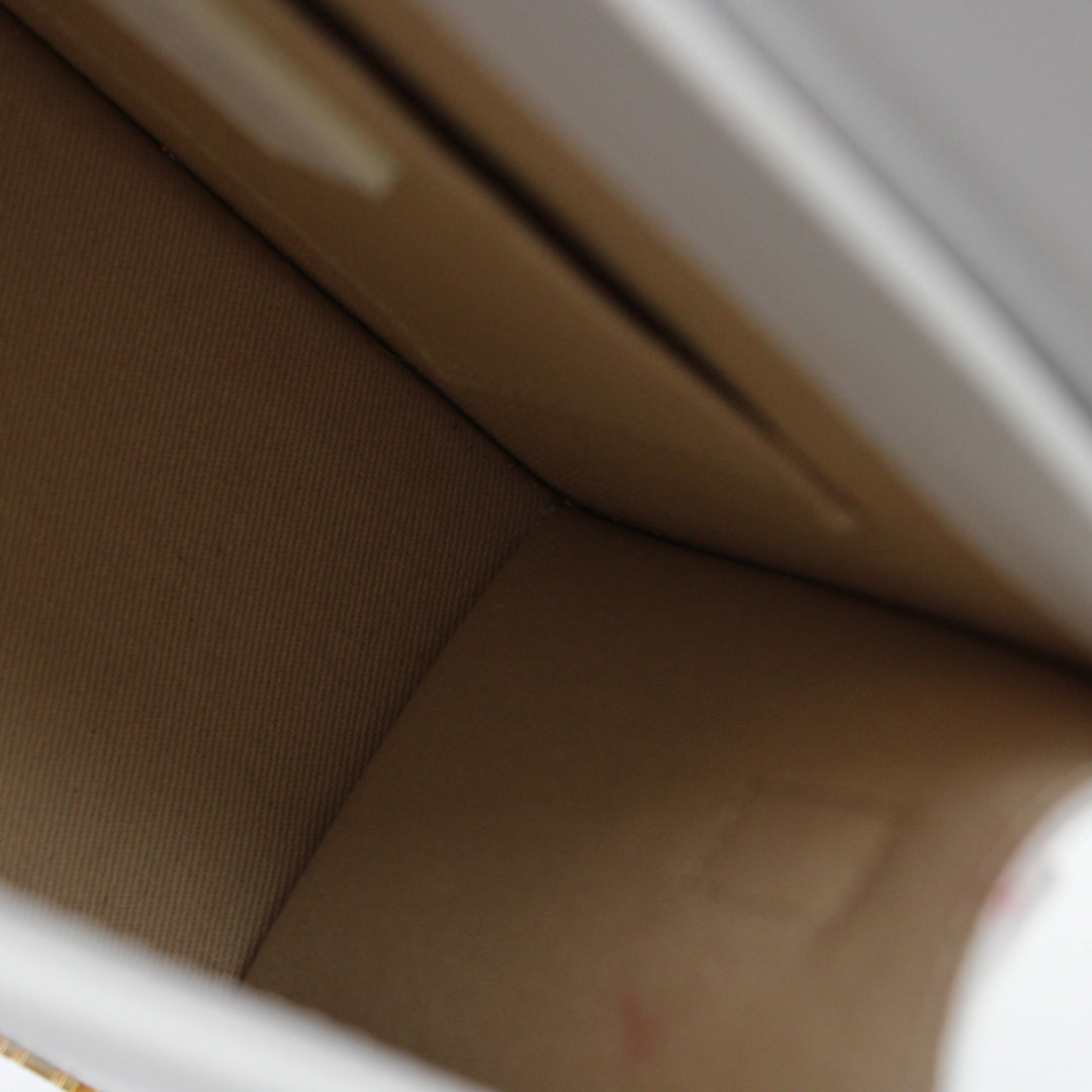 Jacquemus Le Grand Chiquito