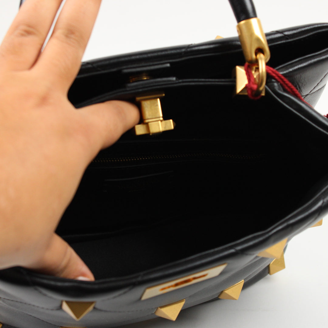 Valentino Garavani Roman Stud