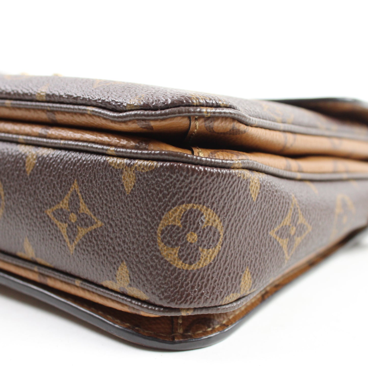 Louis Vuitton Pochette Mètis Reverse