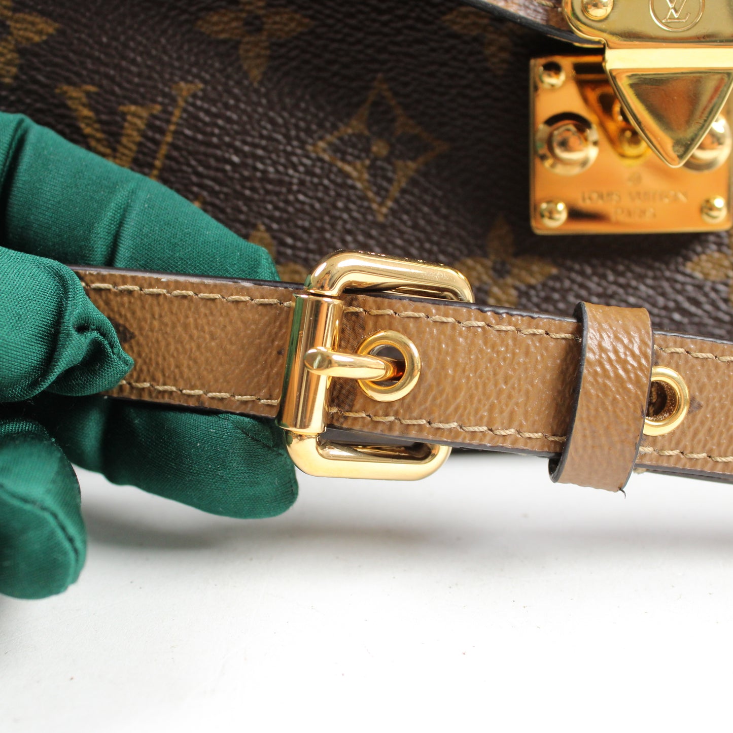 Louis Vuitton Pochette Mètis Reverse