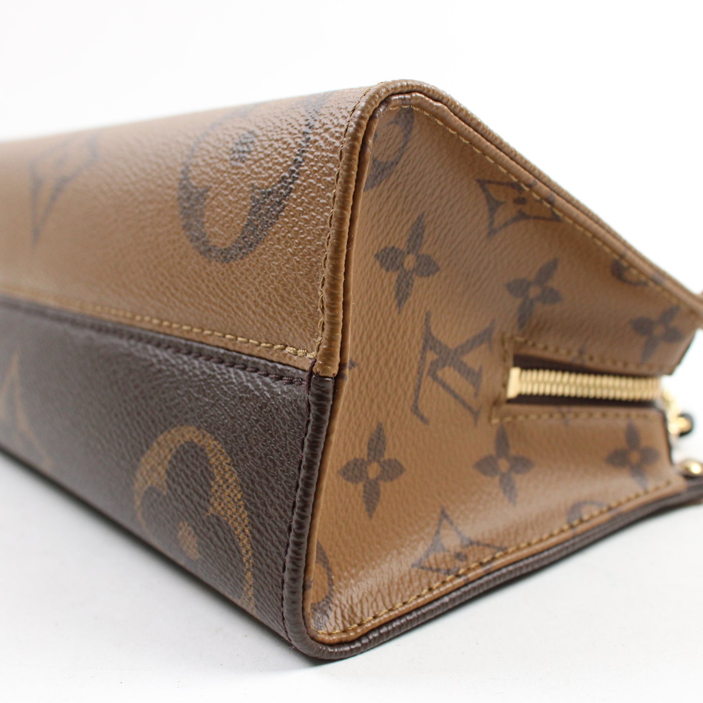 Louis Vuitton Onthego East West Canvas Reverse