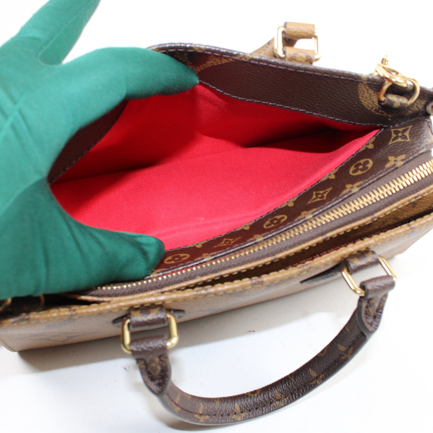 Louis Vuitton Onthego East West Canvas Reverse