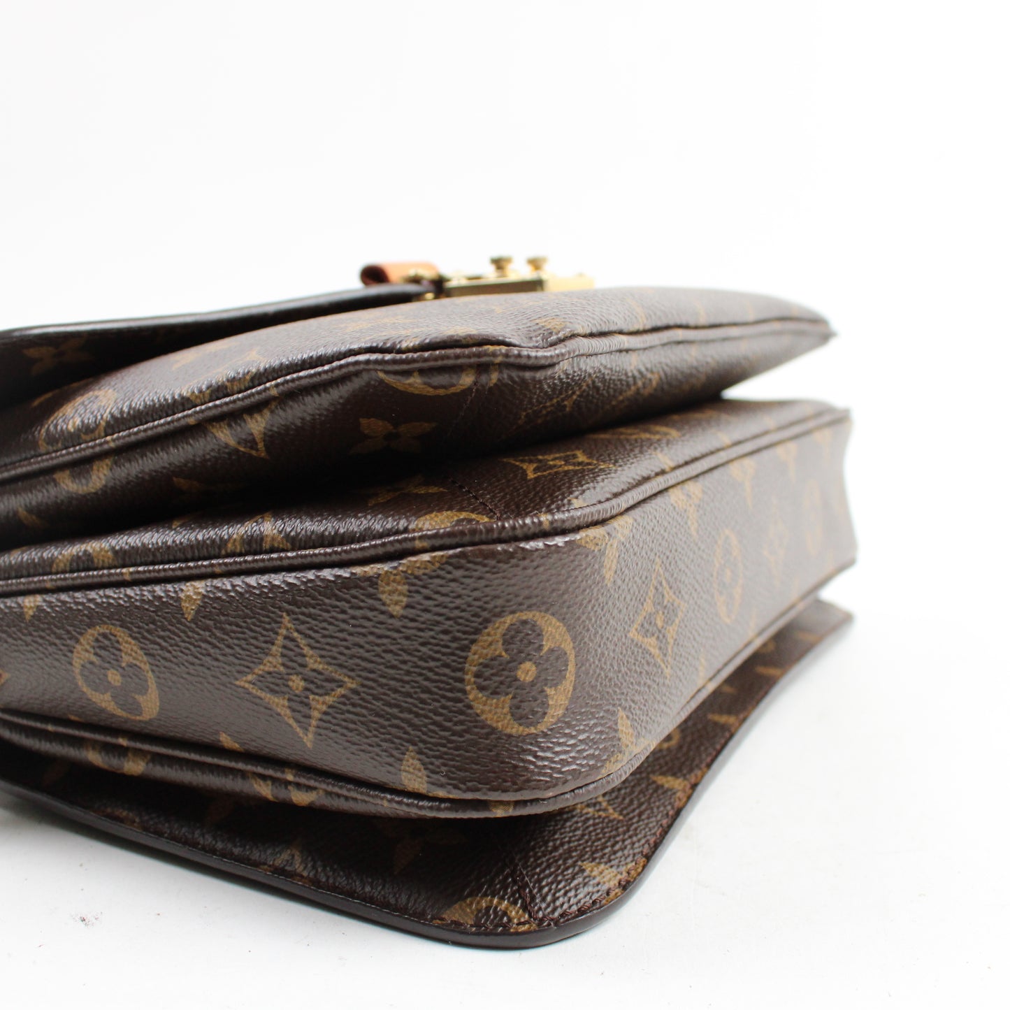 Louis Vuitton Pochette Mètis Monogram