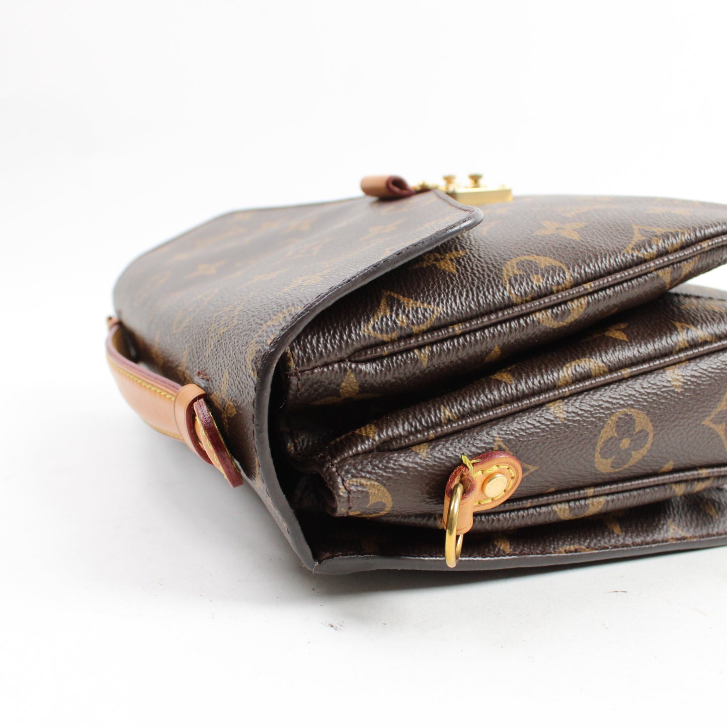 Louis Vuitton Pochette Mètis Monogram