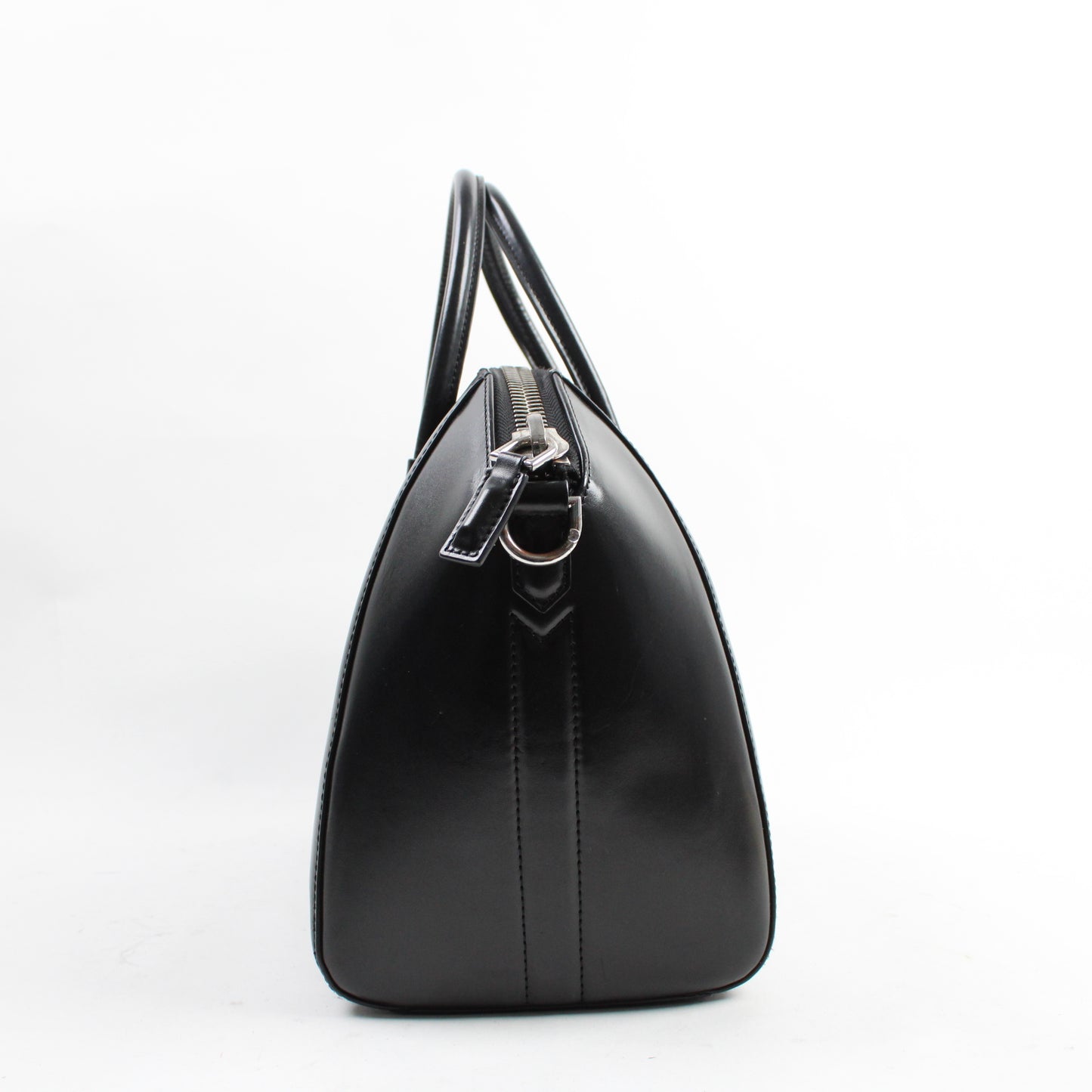 Givenchy Antigona Media