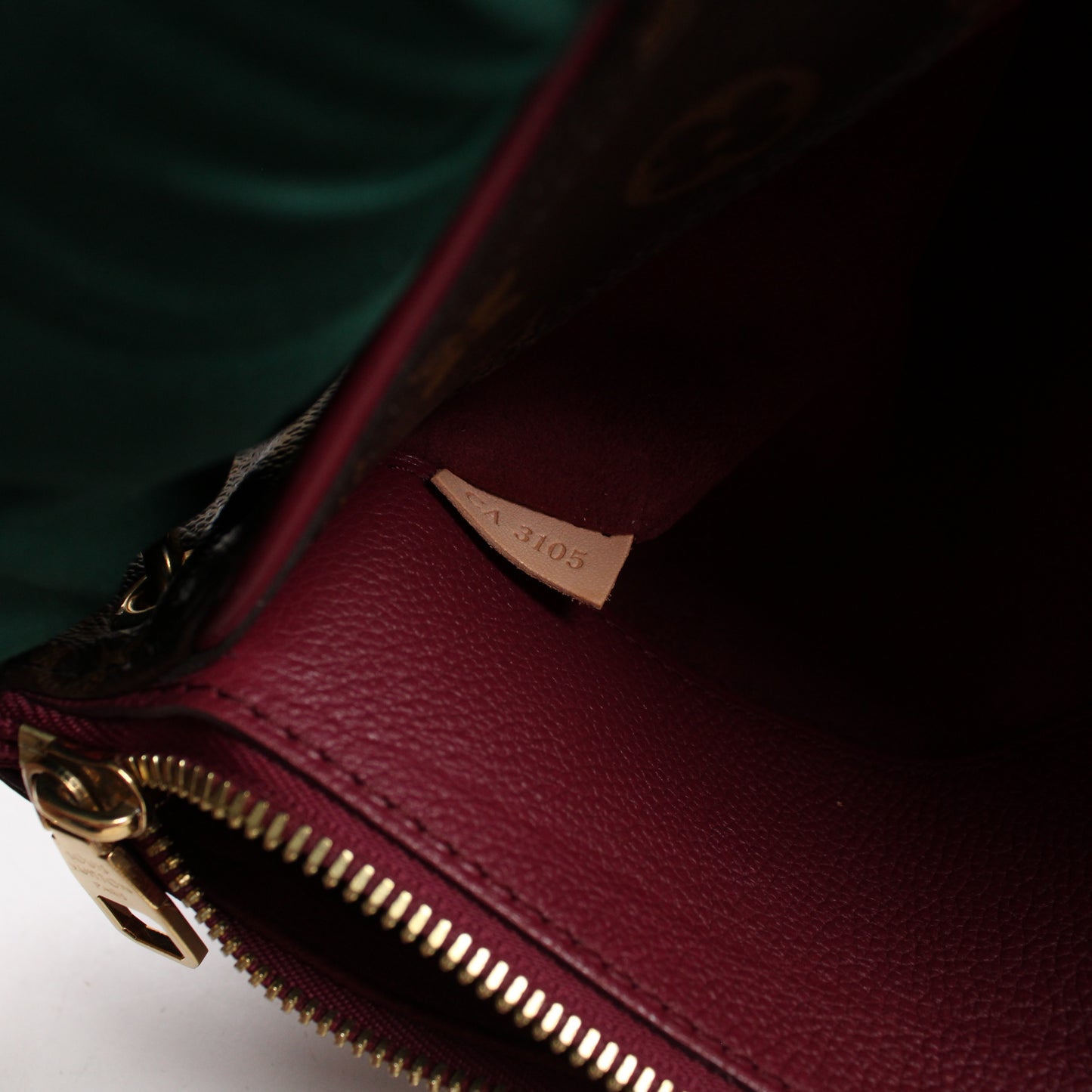 Louis Vuitton Pallas MM