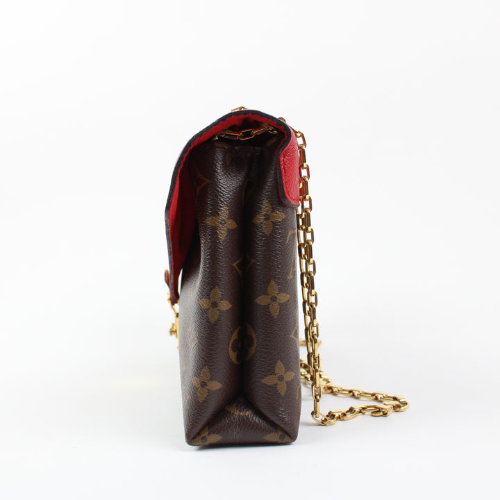 Louis Vuitton Pochette Pallas A Tracolla