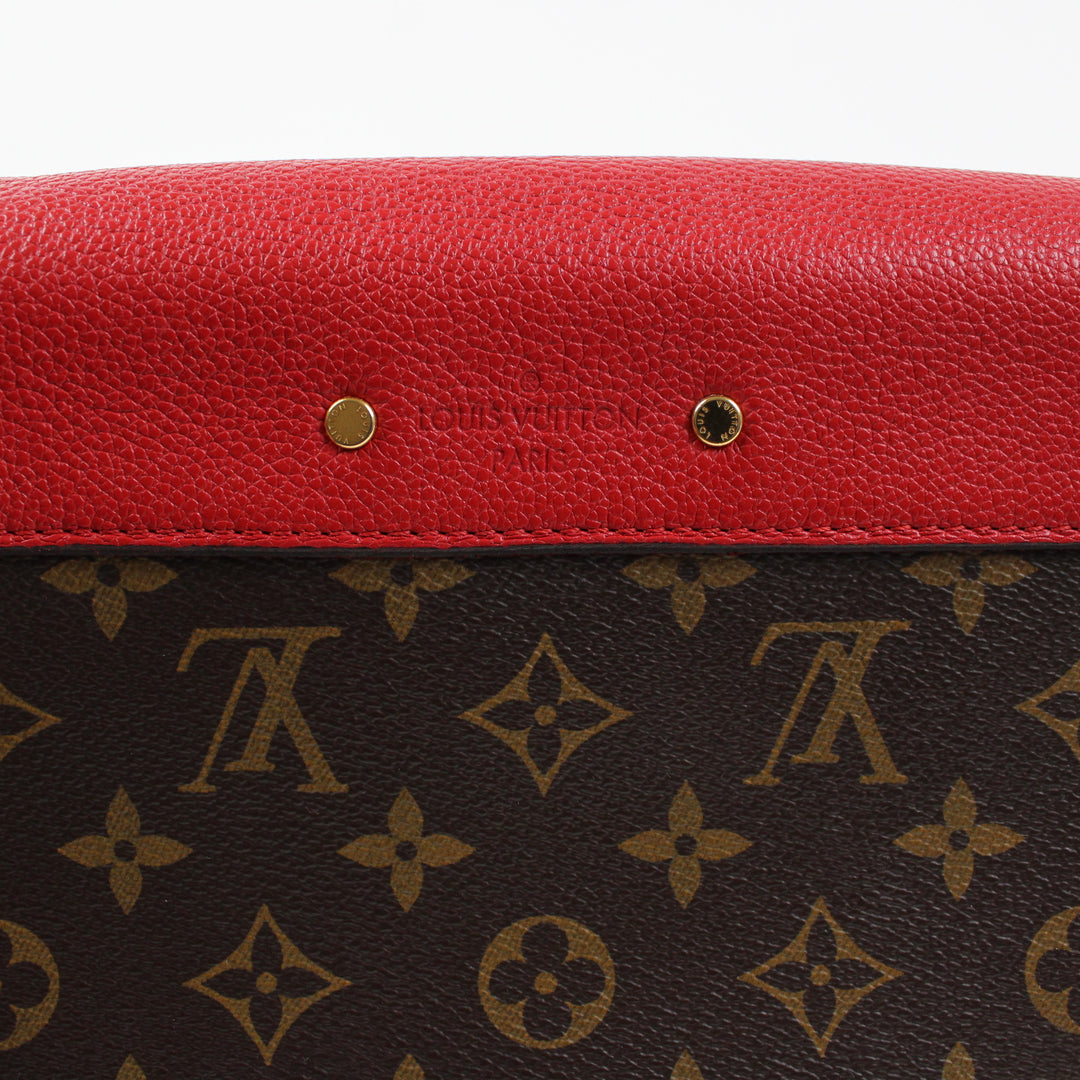 Louis Vuitton Pochette Pallas A Tracolla