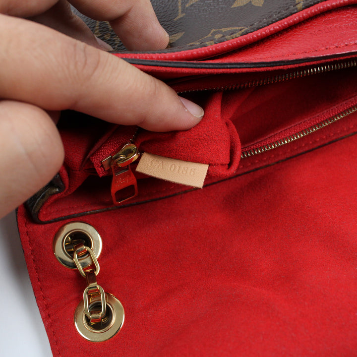 Louis Vuitton Pochette Pallas A Tracolla