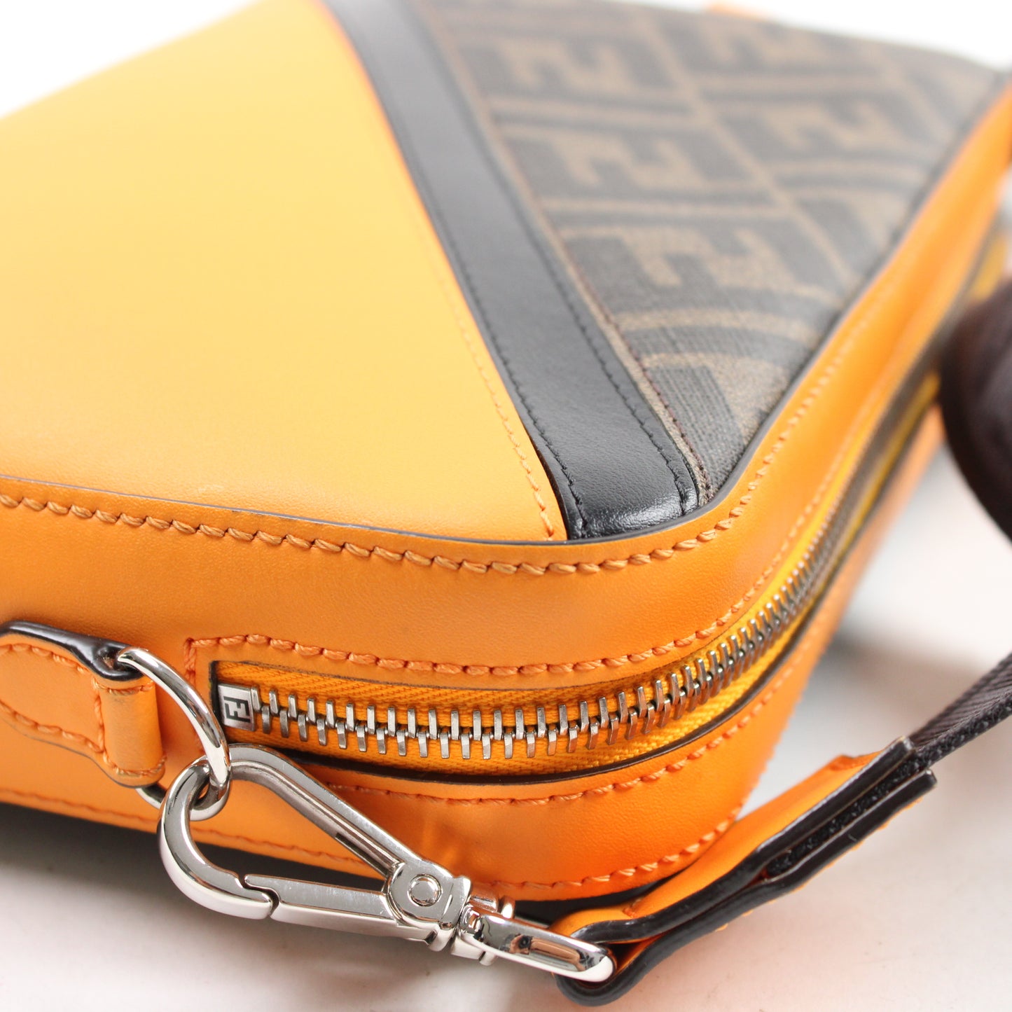 Fendi Diagonal Camera Bag Da Uomo