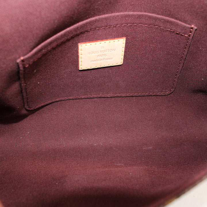 Louis Vuitton Pochette Favorite