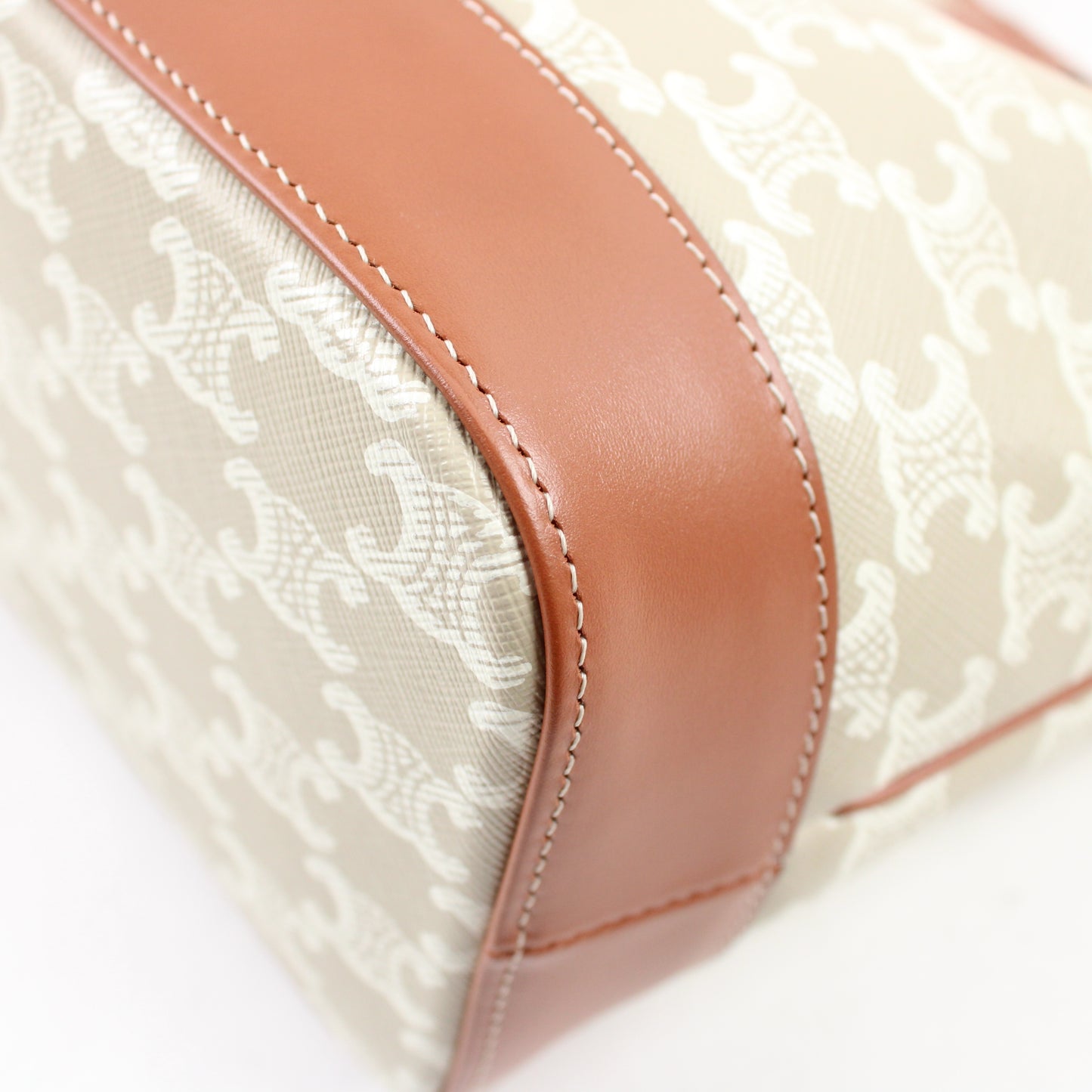 Cèline Triomphe Bucket In Canvas