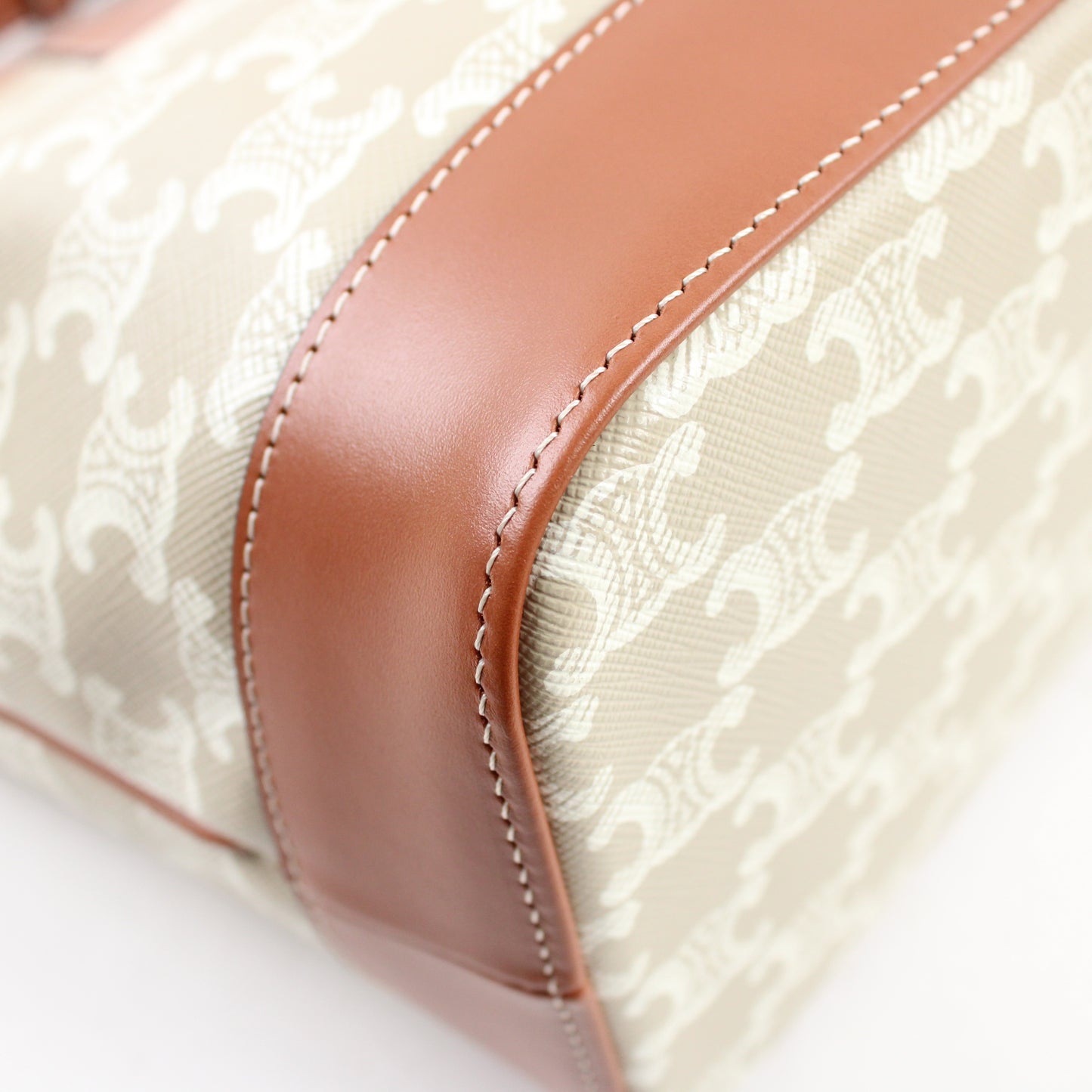 Cèline Triomphe Bucket In Canvas