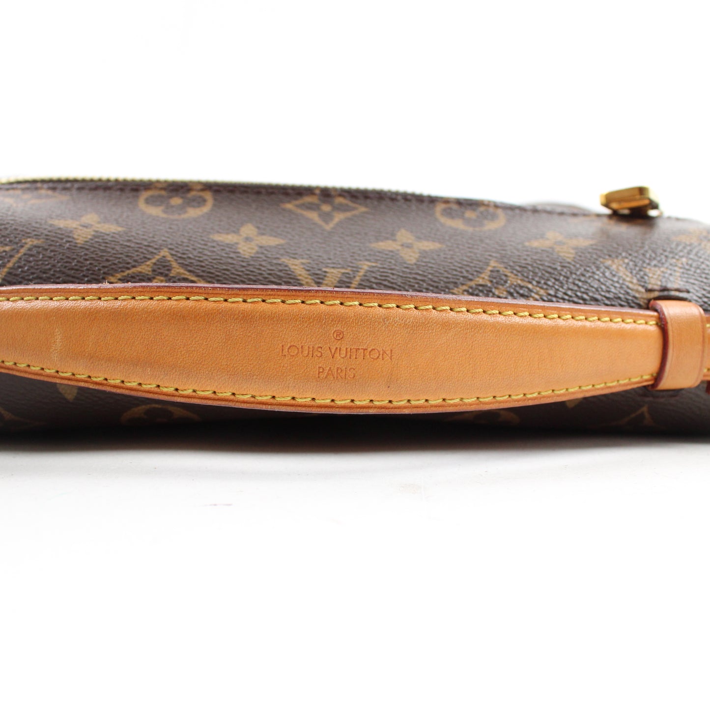 Louis Vuitton Pochette Mètis In Monogram