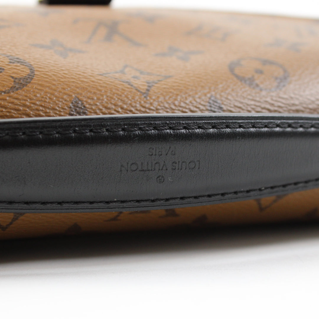 Louis Vuitton Pochette Metis Reverse