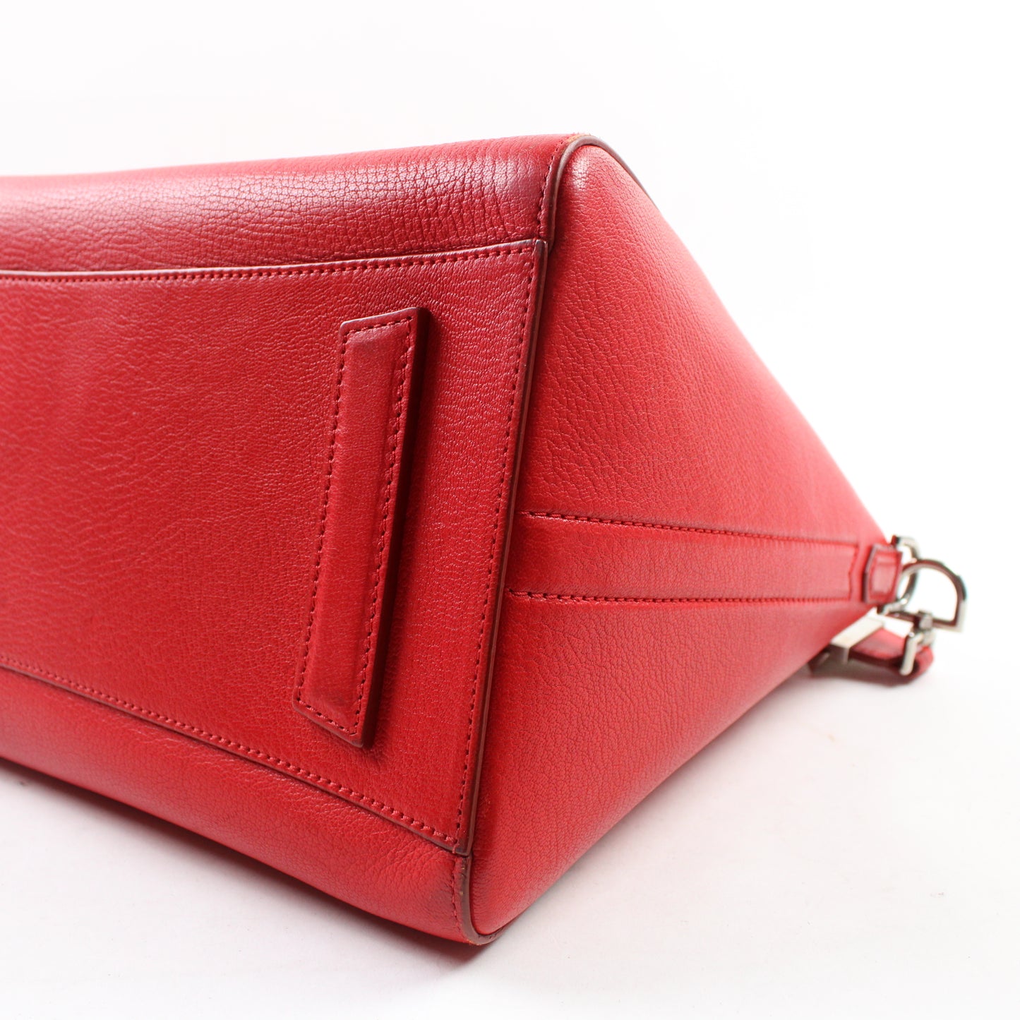 Givenchy Antigona Media