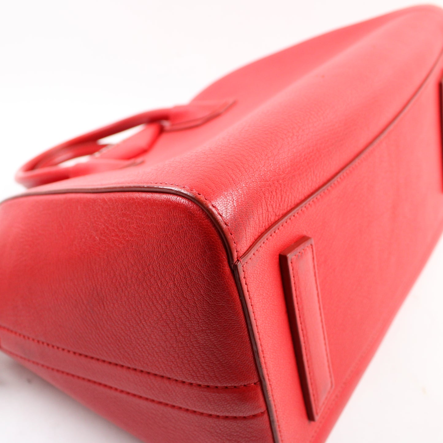 Givenchy Antigona Media