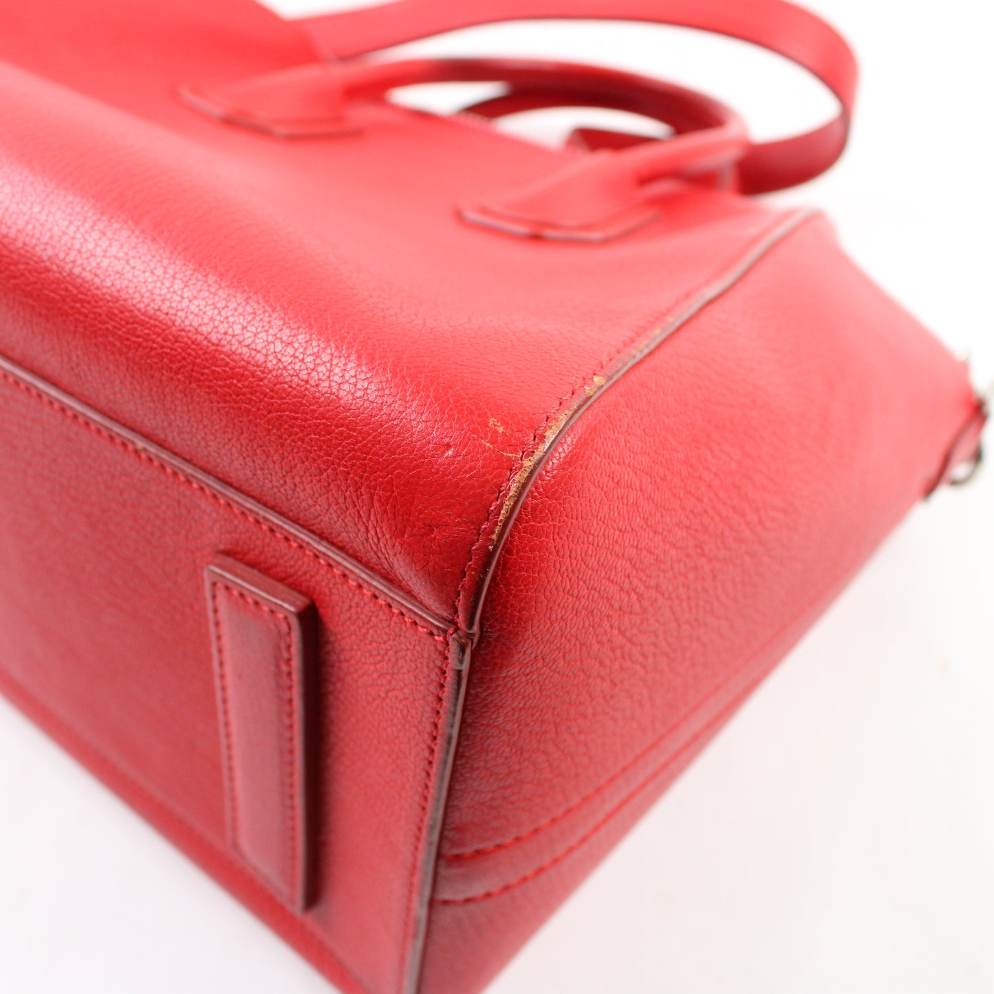 Givenchy Antigona Media