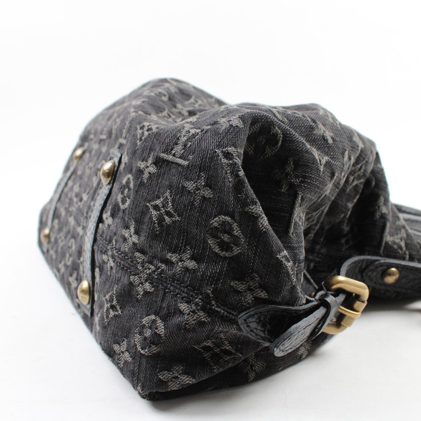 Louis Vuitton Neo Cabby MM