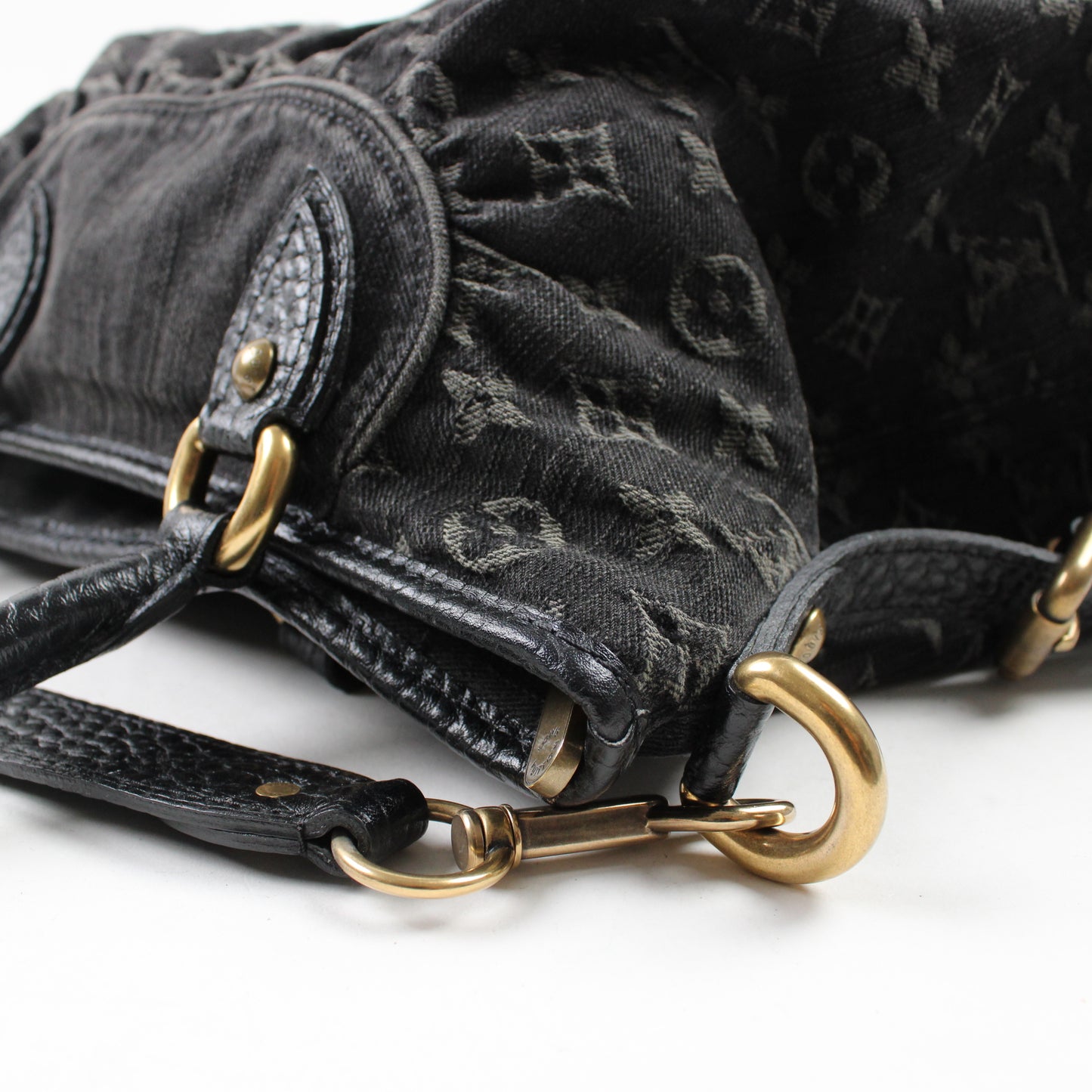 Louis Vuitton Neo Cabby MM
