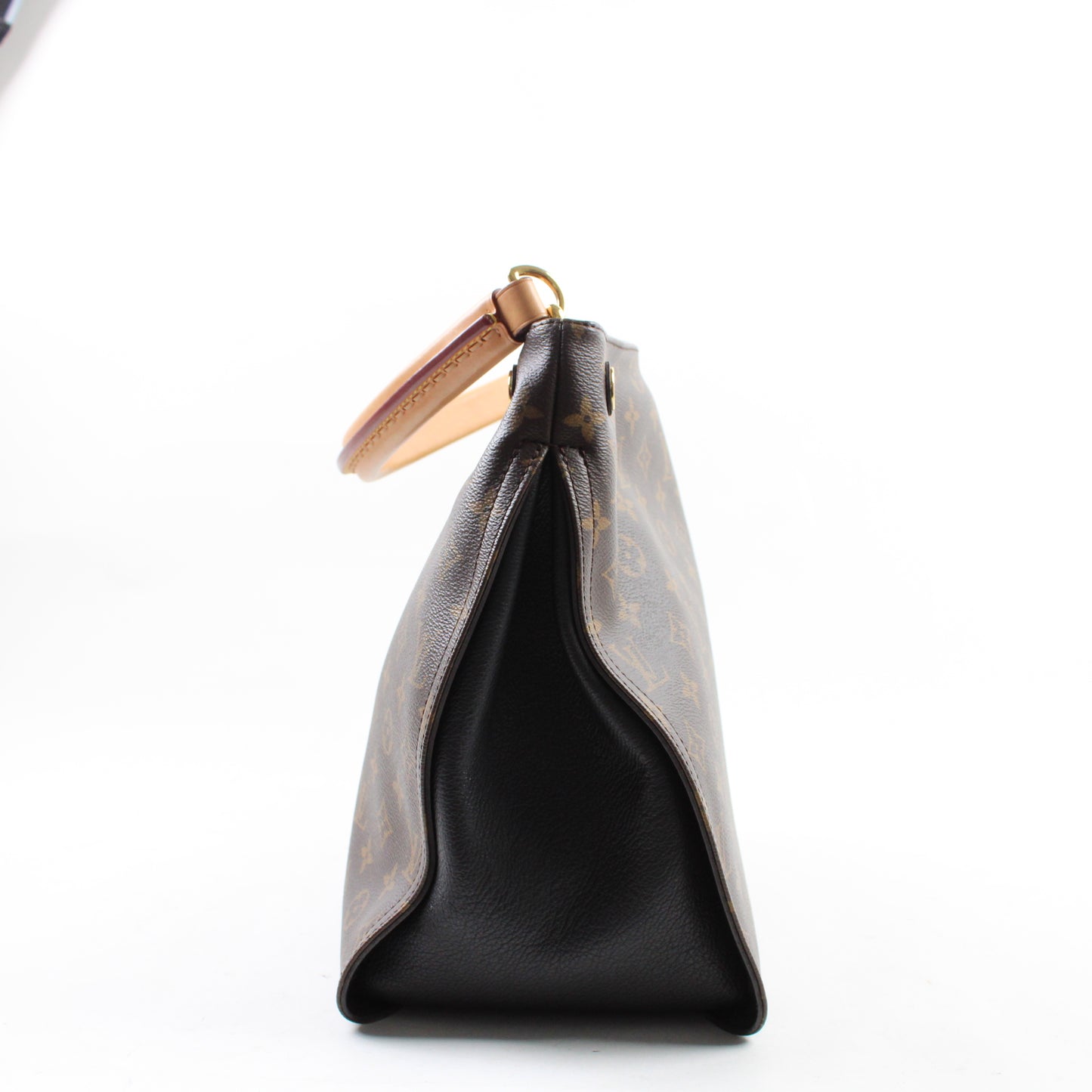 Louis Vuitton Gaia
