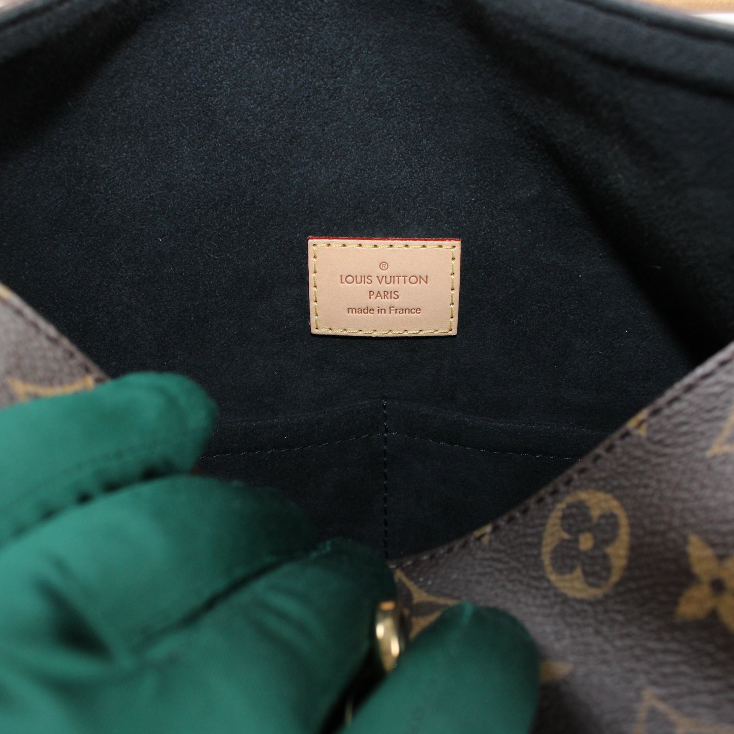 Louis Vuitton Gaia