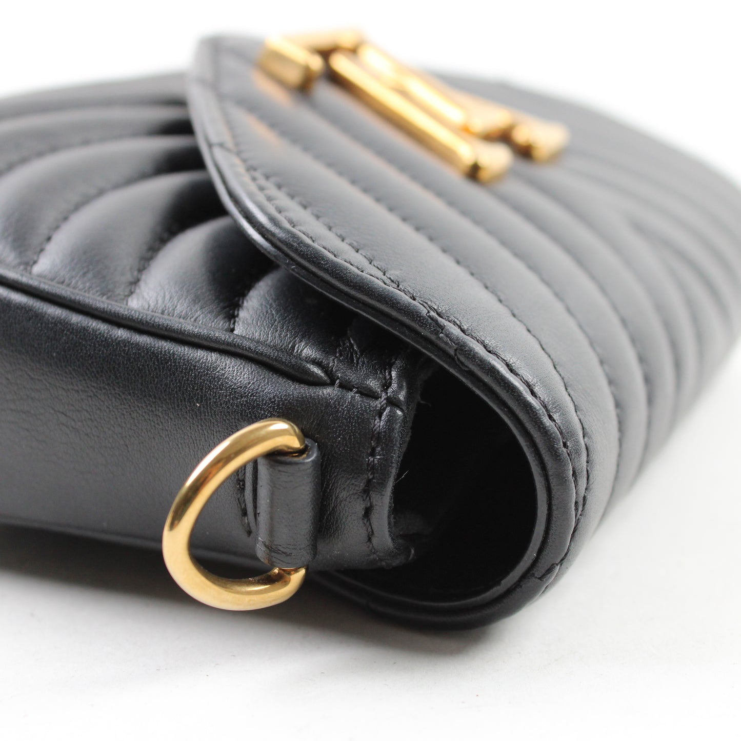 Louis Vuitton Wave Multi Pochette