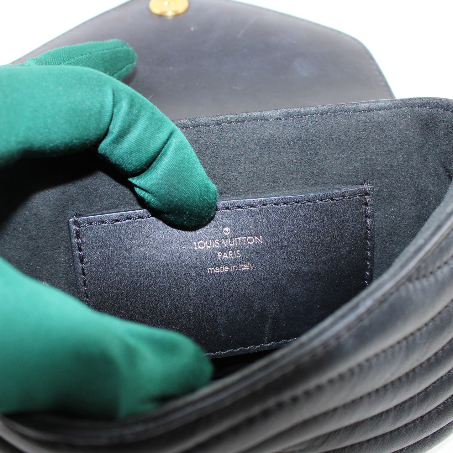 Louis Vuitton Wave Multi Pochette
