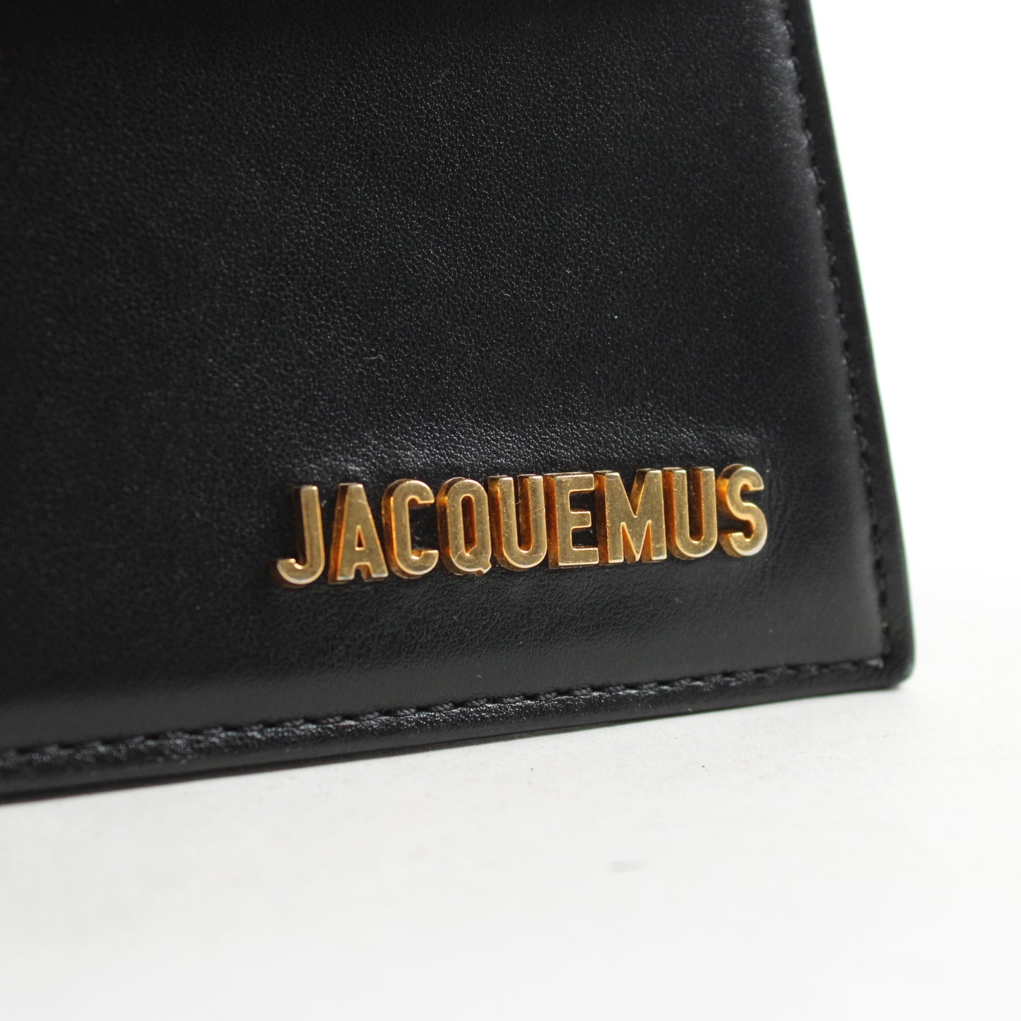 Jacquemus Le Grand Chiquito