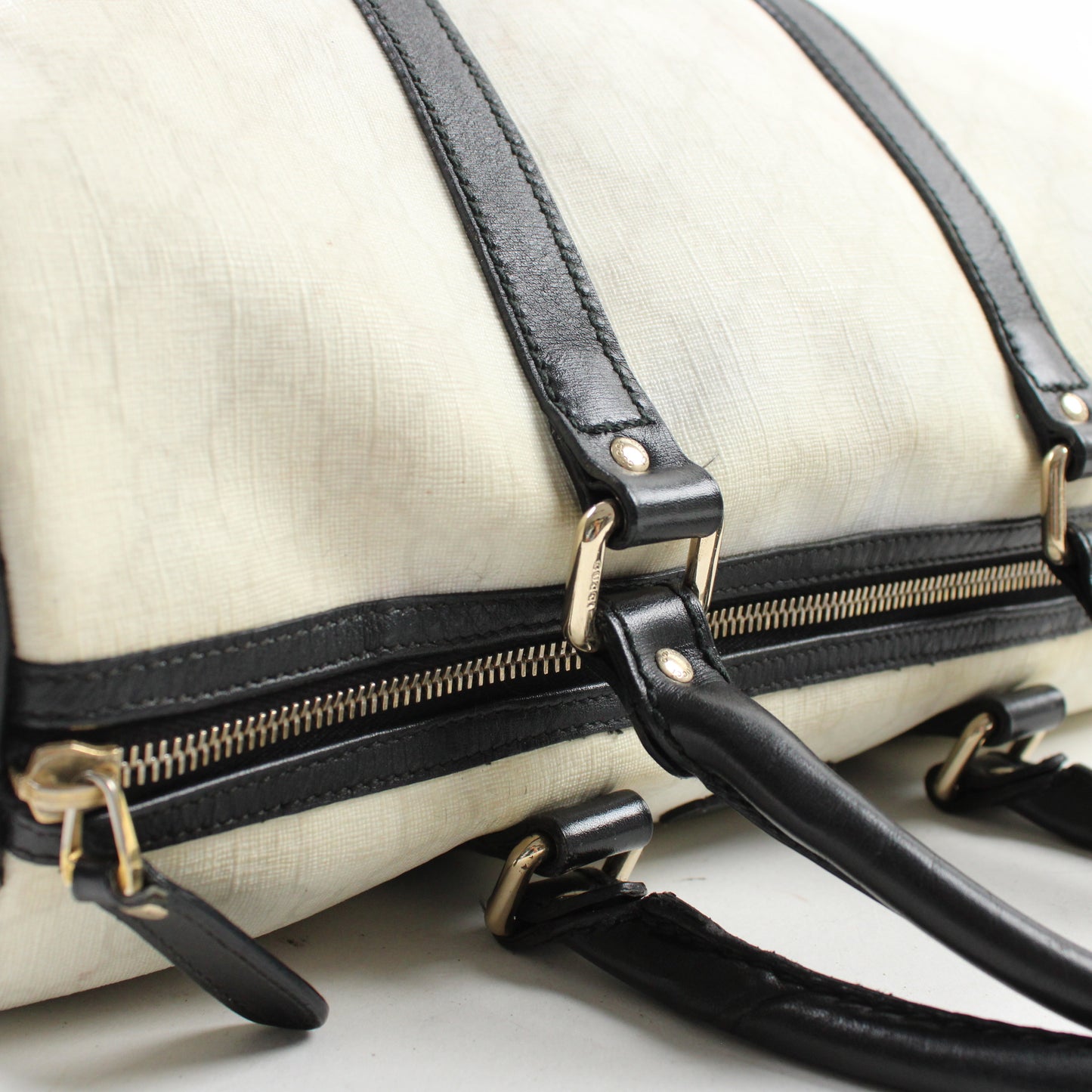 Gucci Boston