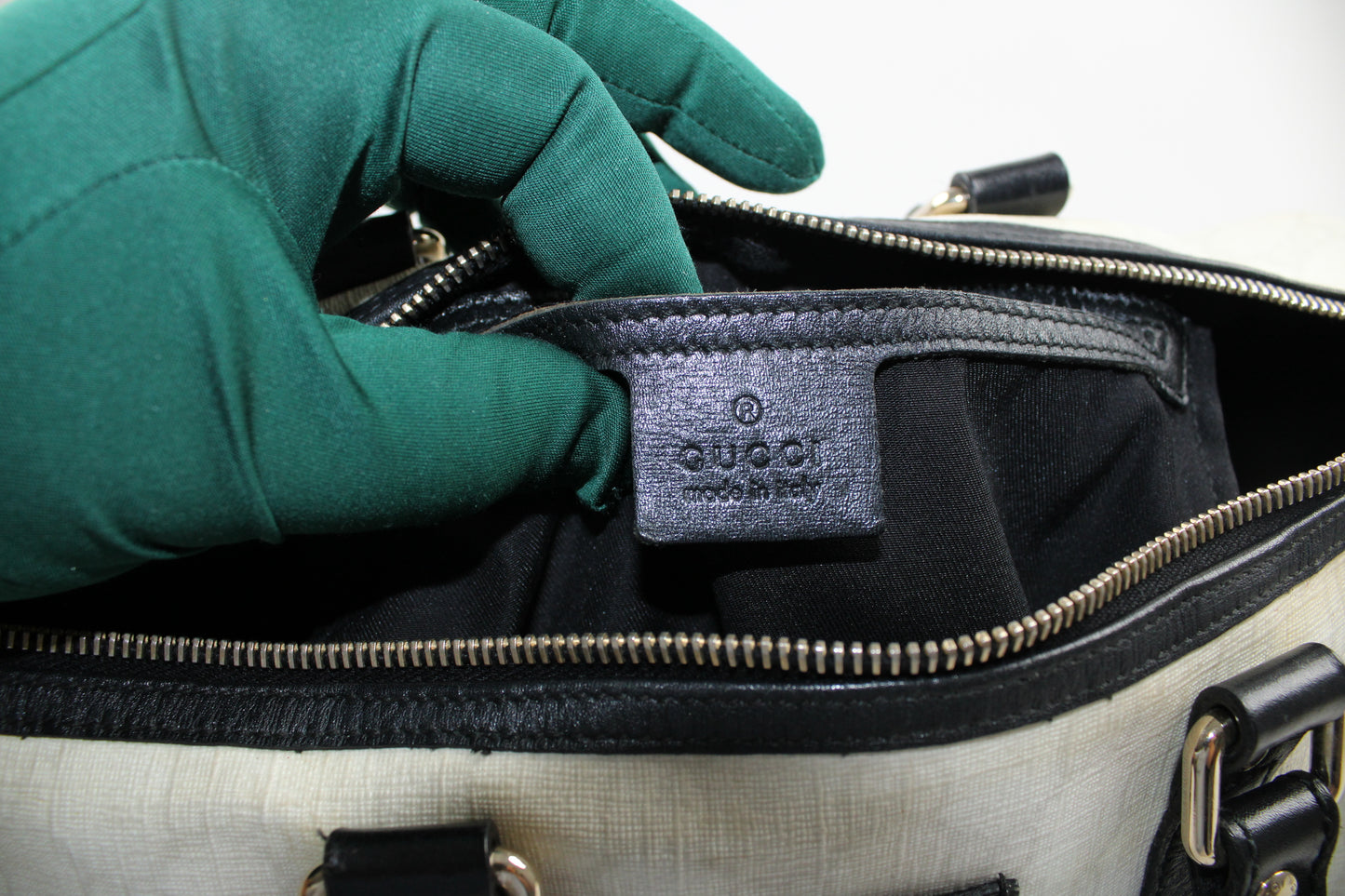 Gucci Boston