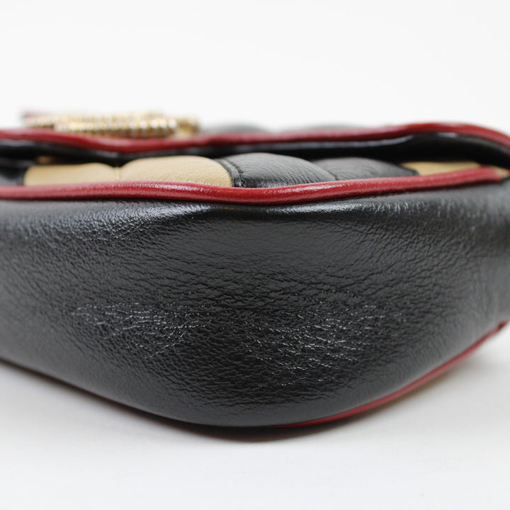 Gucci GG Marmont Super Mini