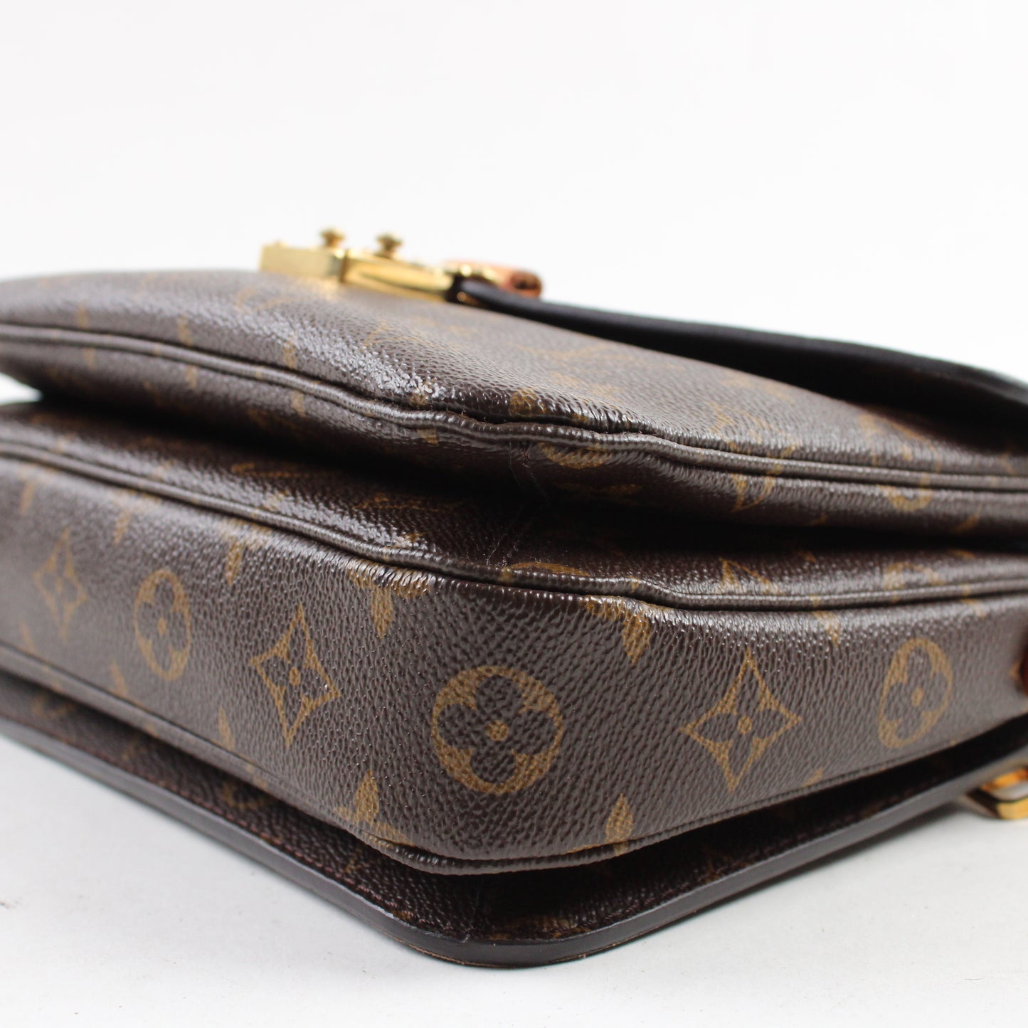 Louis Vuitton Pochette Metis Monogram