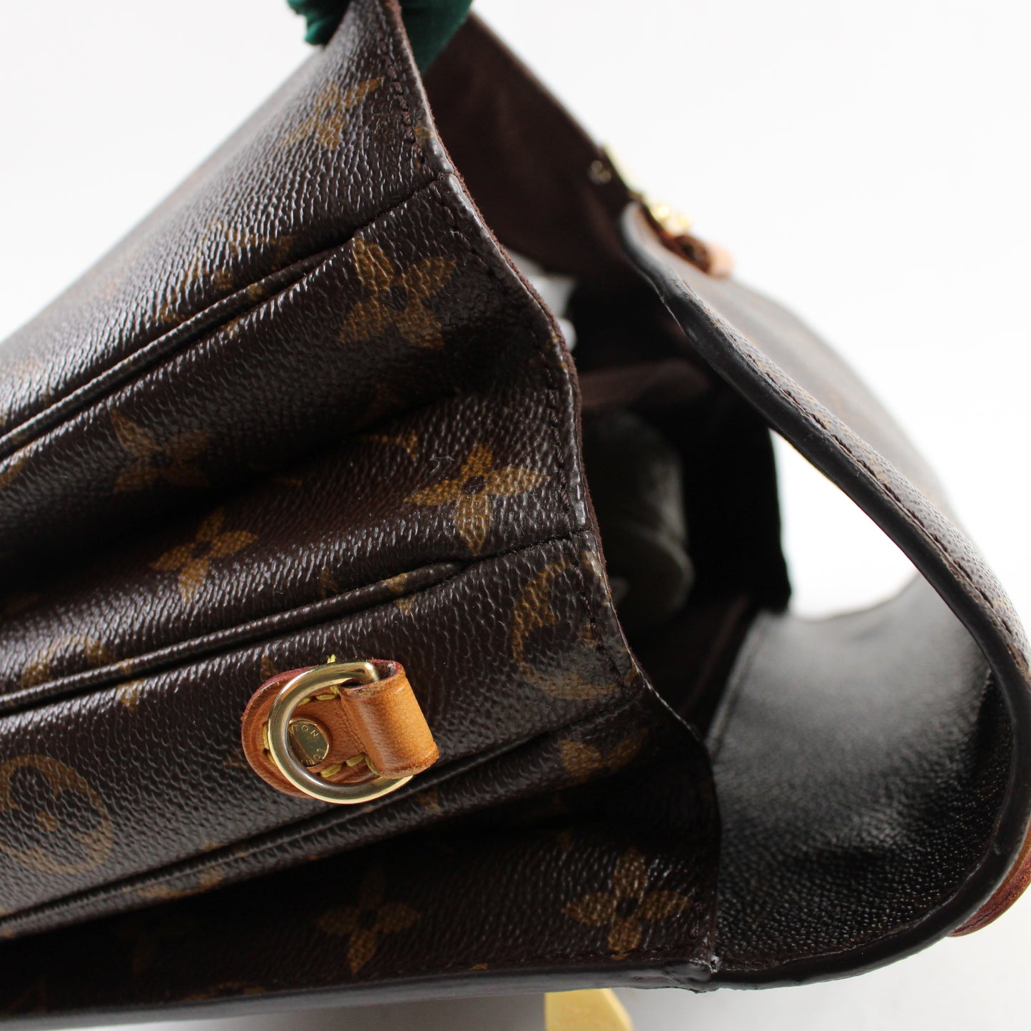 Louis Vuitton Pochette Metis Monogram