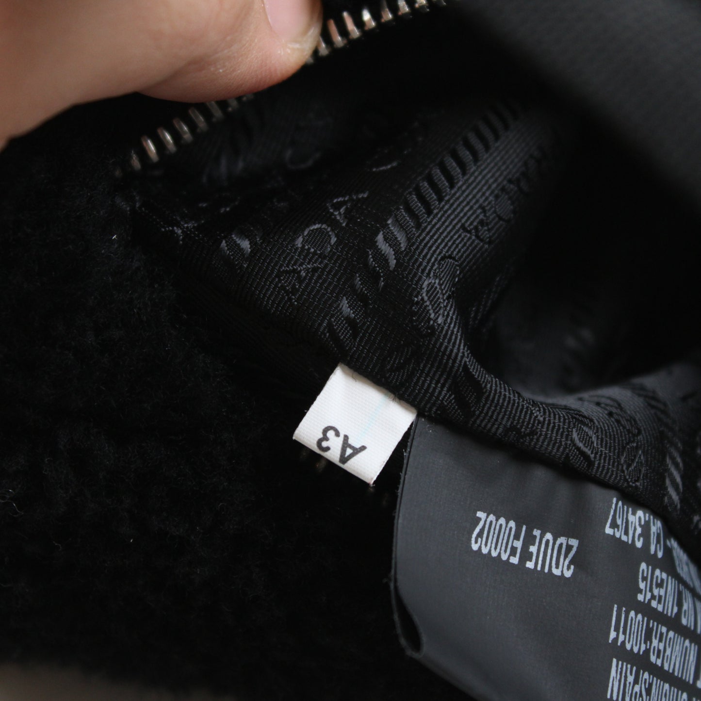 Prada Re-Edition 2000 Shearling
