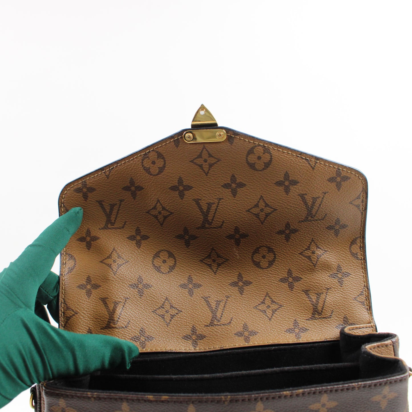 Louis Vuitton Pochette Métis Reverse