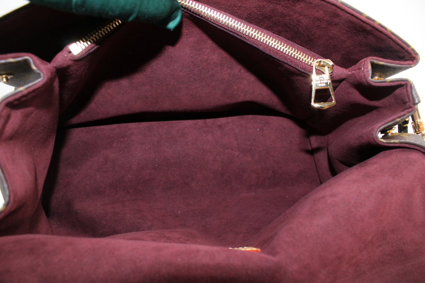 Louis Vuitton Hide Away MM