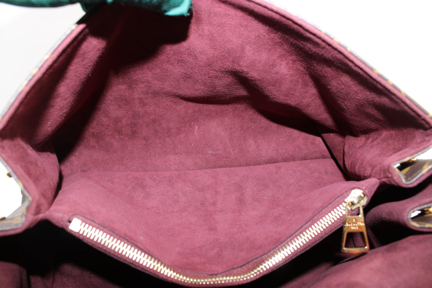 Louis Vuitton Hide Away MM