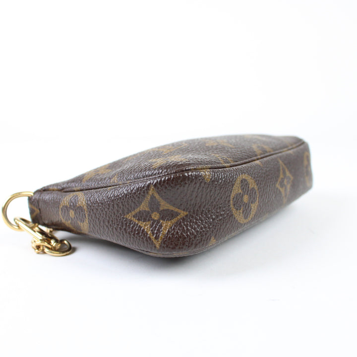 Louis Vuitton Mini Pochette Accessories