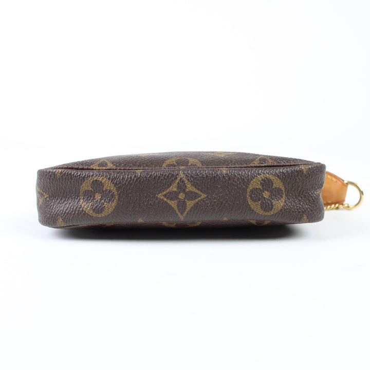 Louis Vuitton Mini Pochette Accessories