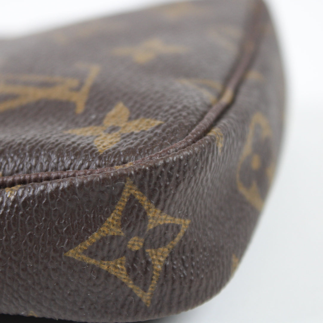 Louis Vuitton Mini Pochette Accessories