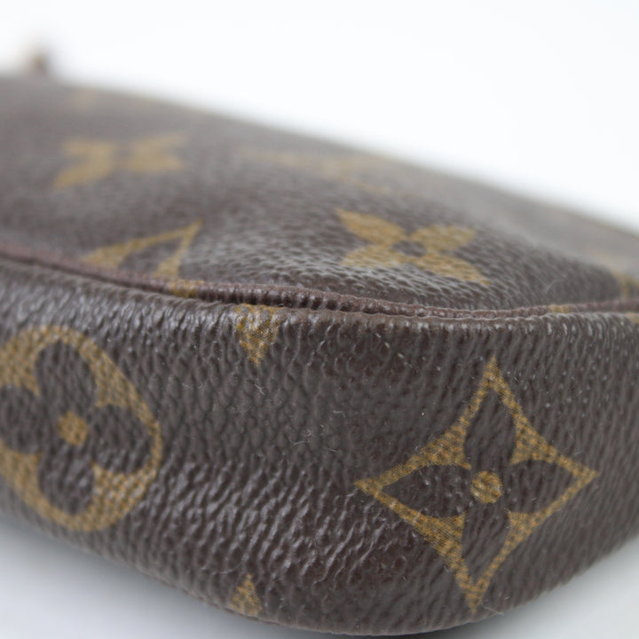 Louis Vuitton Mini Pochette Accessories
