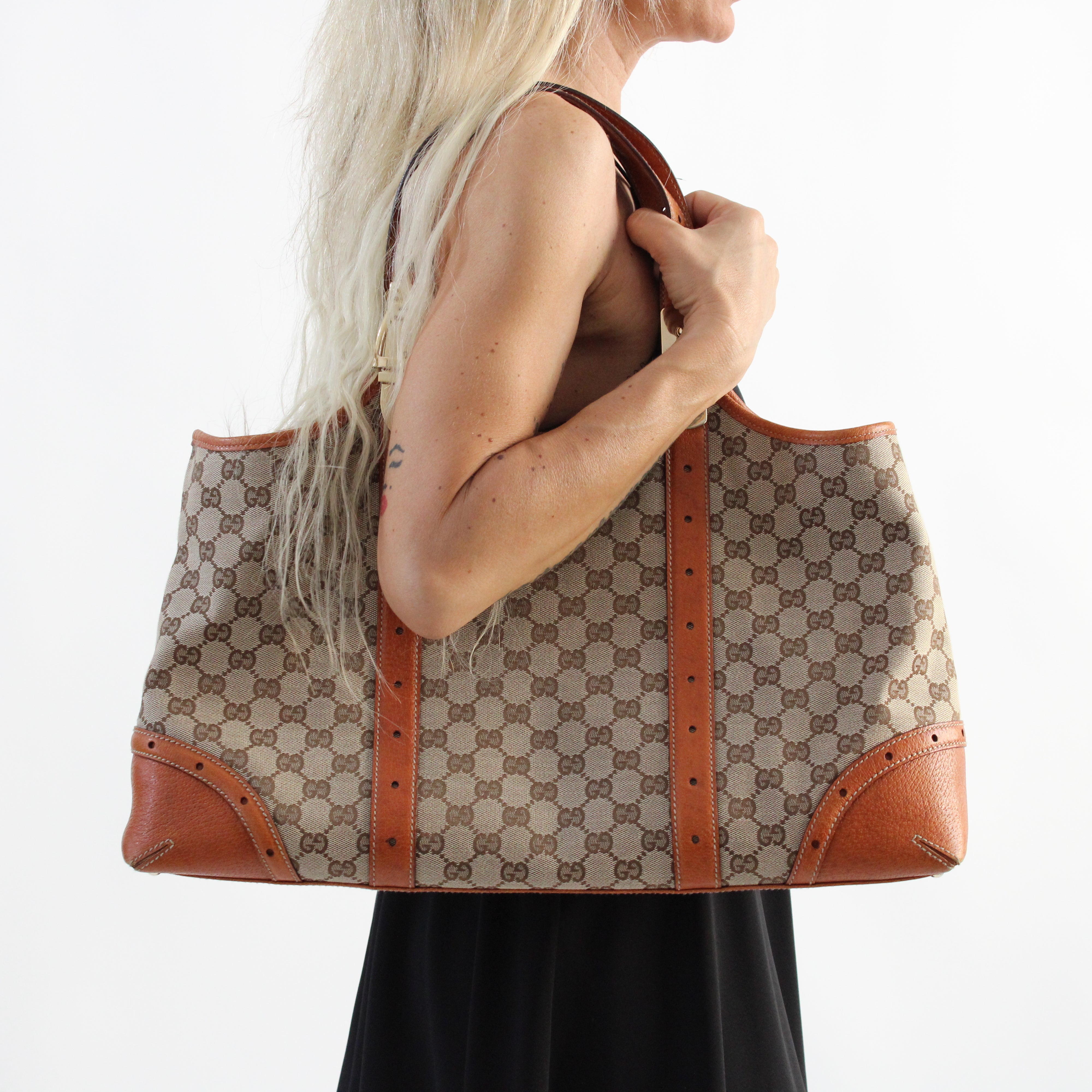 Gucci GG Shoulder Shopper Bag Woman