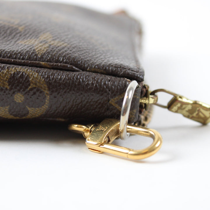 Louis Vuitton Mini Pochette Accessories