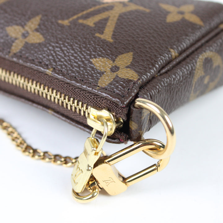 Louis Vuitton Mini Pochette Accessories Bears on Skis