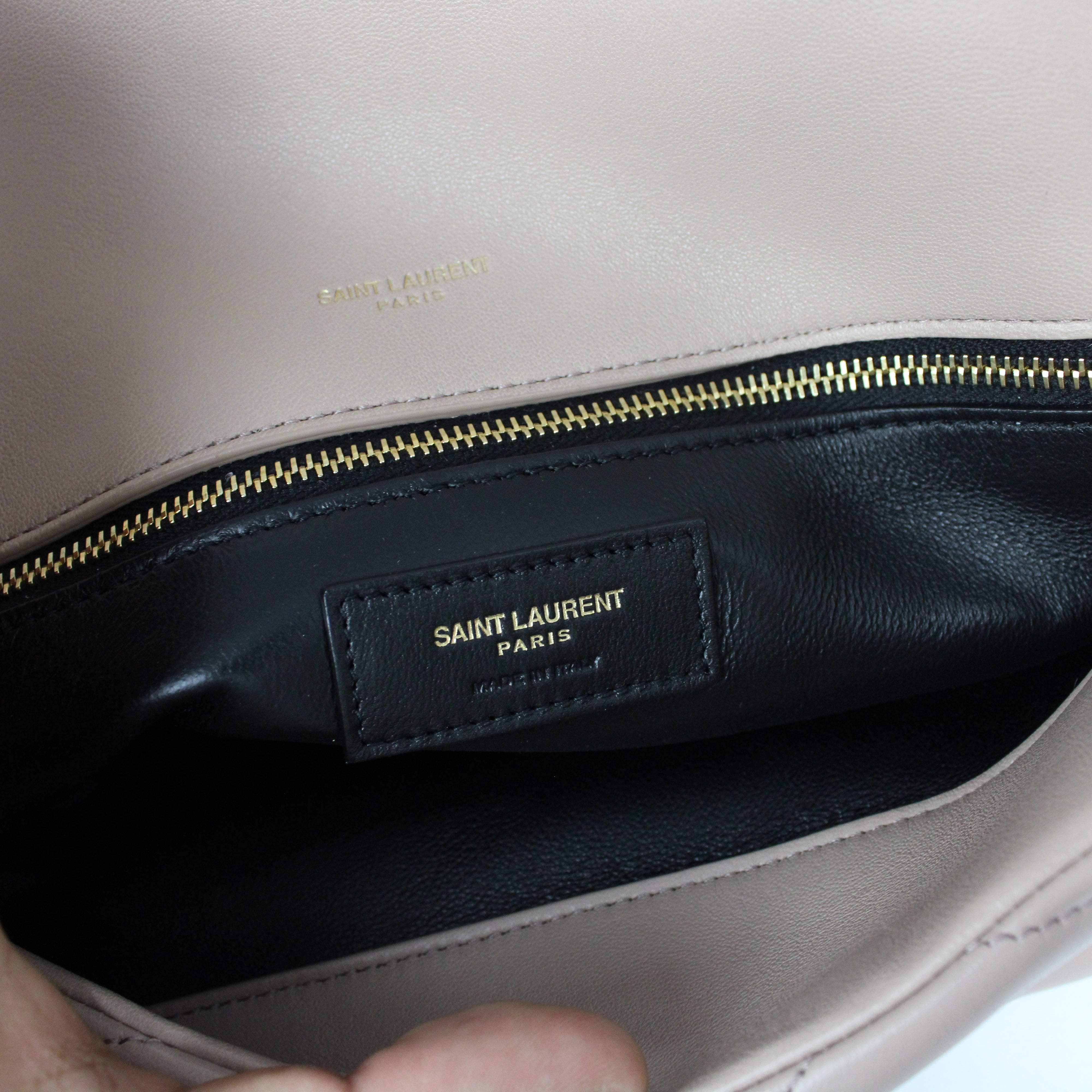 Saint Laurent Borsa A Mano Piccola Sade In Pelle